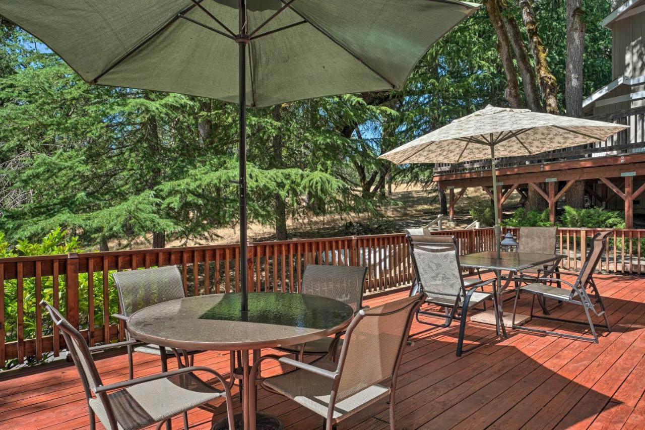 Pine Mountain Lake Haven With Spacious Deck! 그로블런드 외부 사진